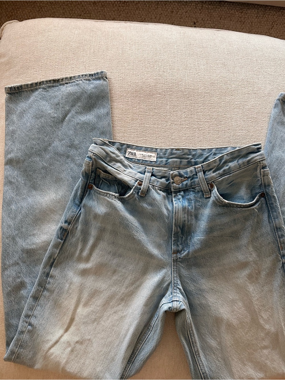 ZARA FULL LENGTH TRF MID-RISE WIDE LEG JEANS
